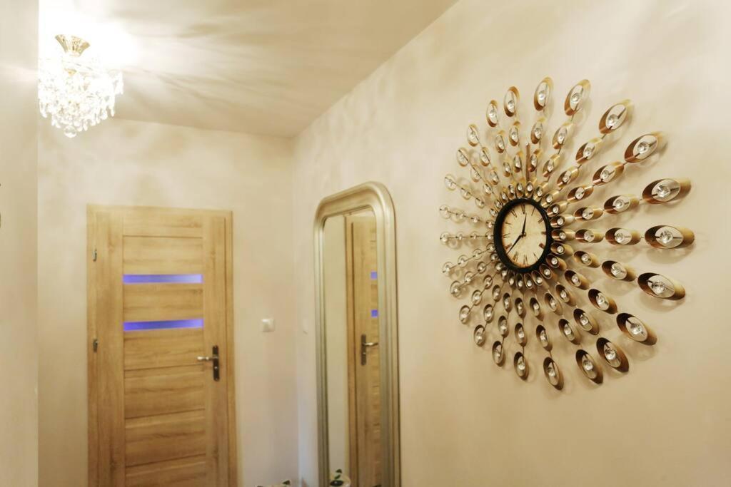 קרקוב Ekskluzywny Apartament W Centrum Z Balkonem I Parkingiem מראה חיצוני תמונה
