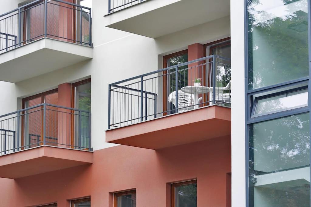 קרקוב Ekskluzywny Apartament W Centrum Z Balkonem I Parkingiem מראה חיצוני תמונה