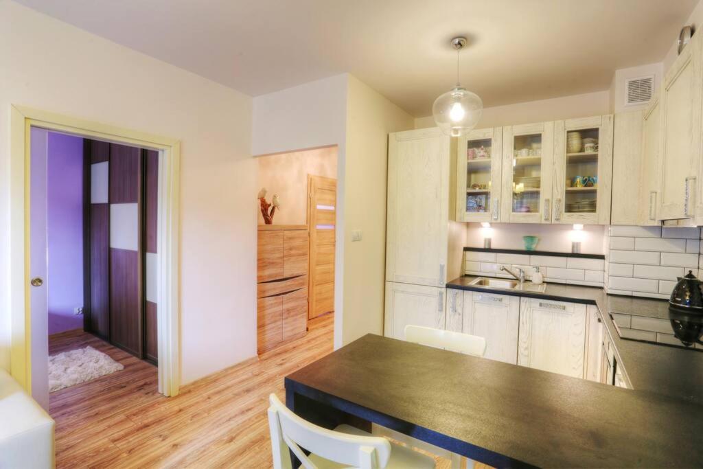 קרקוב Ekskluzywny Apartament W Centrum Z Balkonem I Parkingiem מראה חיצוני תמונה