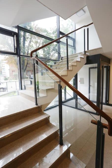 קרקוב Ekskluzywny Apartament W Centrum Z Balkonem I Parkingiem מראה חיצוני תמונה
