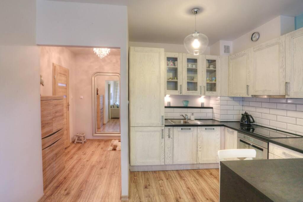 קרקוב Ekskluzywny Apartament W Centrum Z Balkonem I Parkingiem מראה חיצוני תמונה